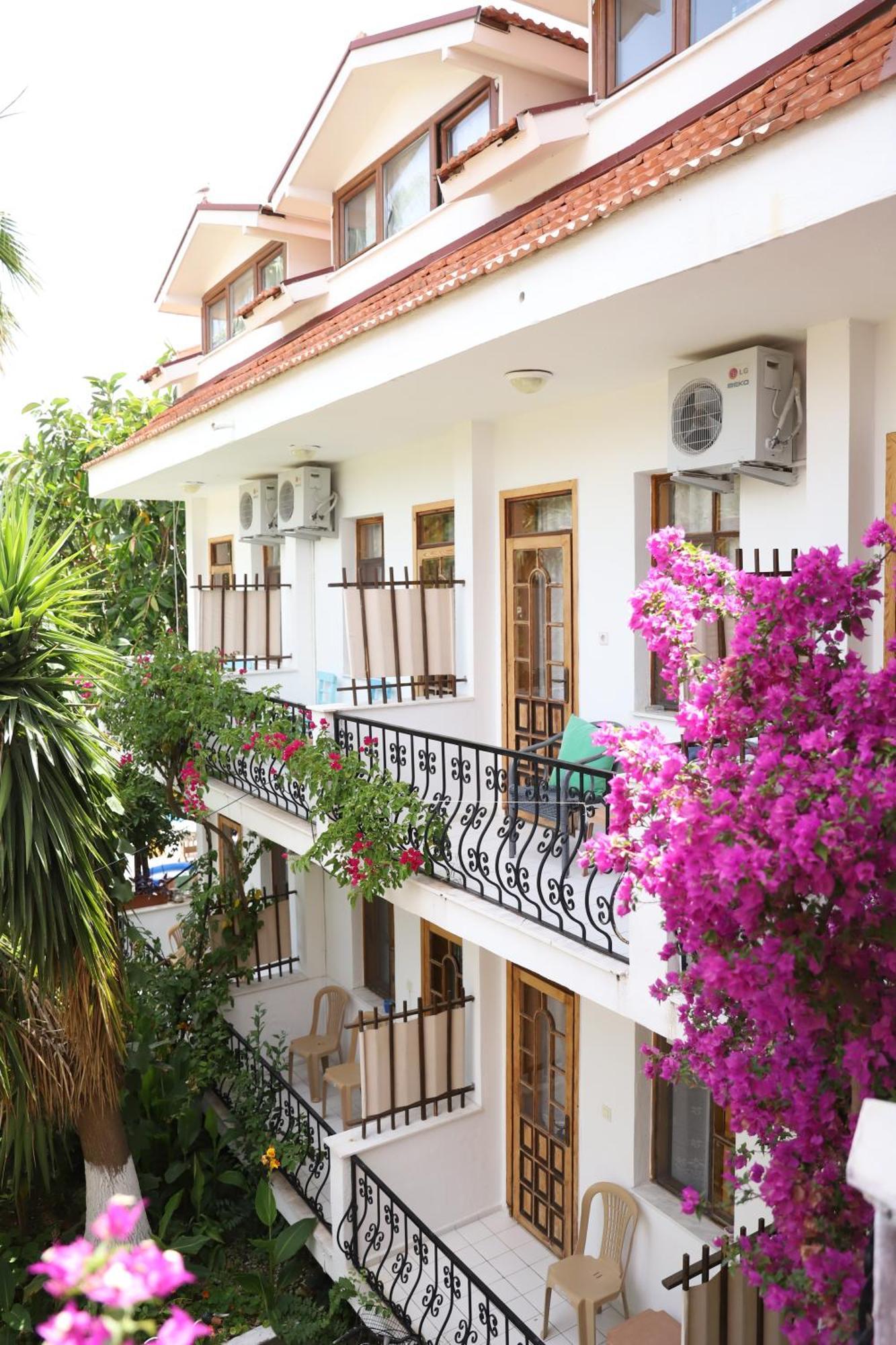Yeni Doga Hotel 달리안 외부 사진
