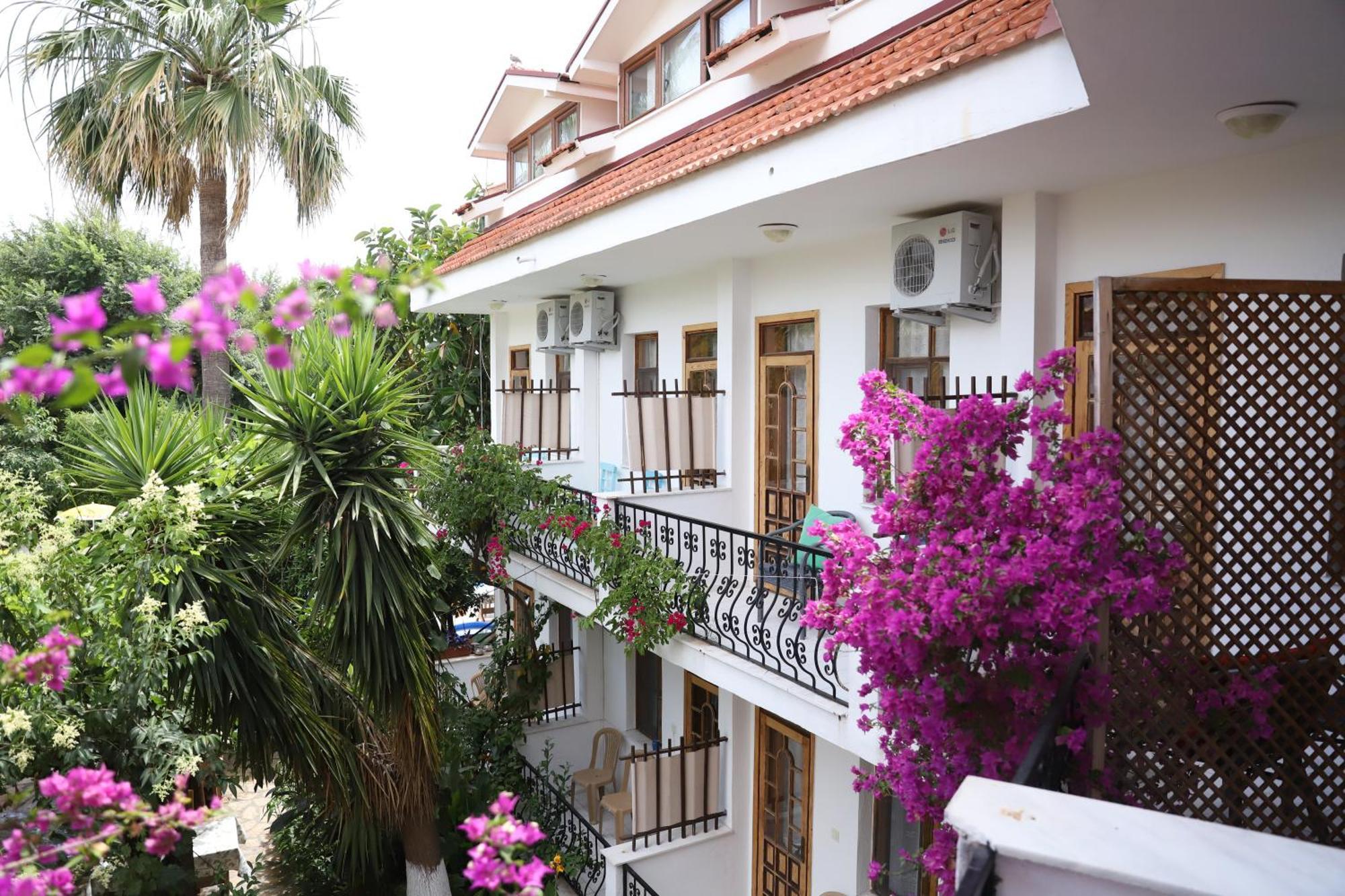 Yeni Doga Hotel 달리안 외부 사진