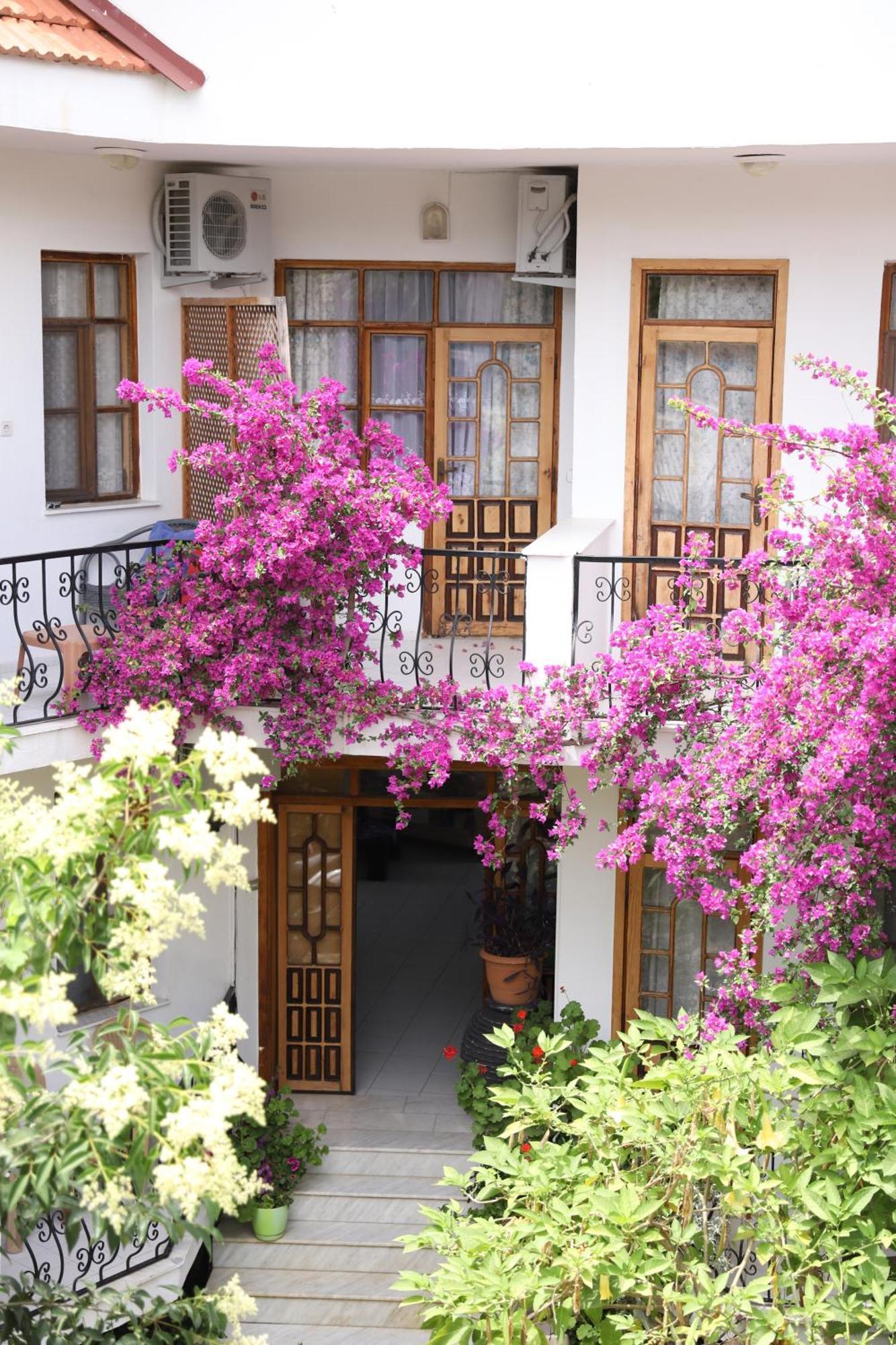 Yeni Doga Hotel 달리안 외부 사진